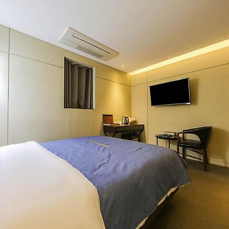 Hotel Myeongjak Chuncheon Exterior foto