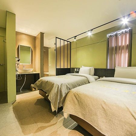 Hotel Myeongjak Chuncheon Exterior foto