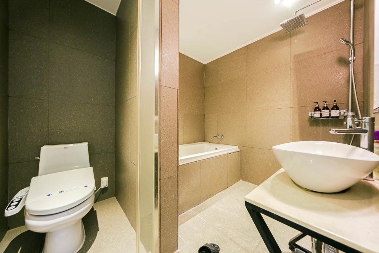 Hotel Myeongjak Chuncheon Exterior foto