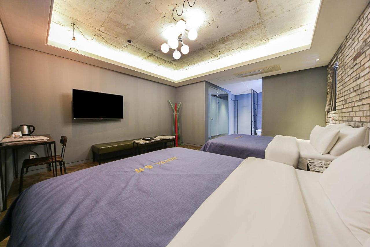 Hotel Myeongjak Chuncheon Exterior foto