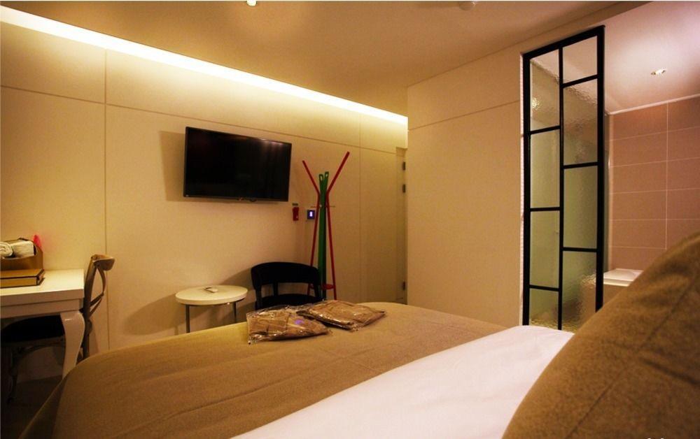 Hotel Myeongjak Chuncheon Exterior foto